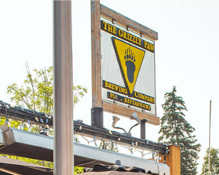 Grizzly Paw Pub